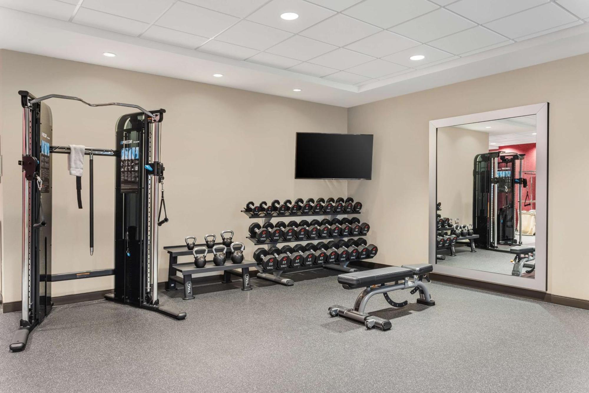 Home2 Suites By Hilton Cedar Rapids Westdale Экстерьер фото