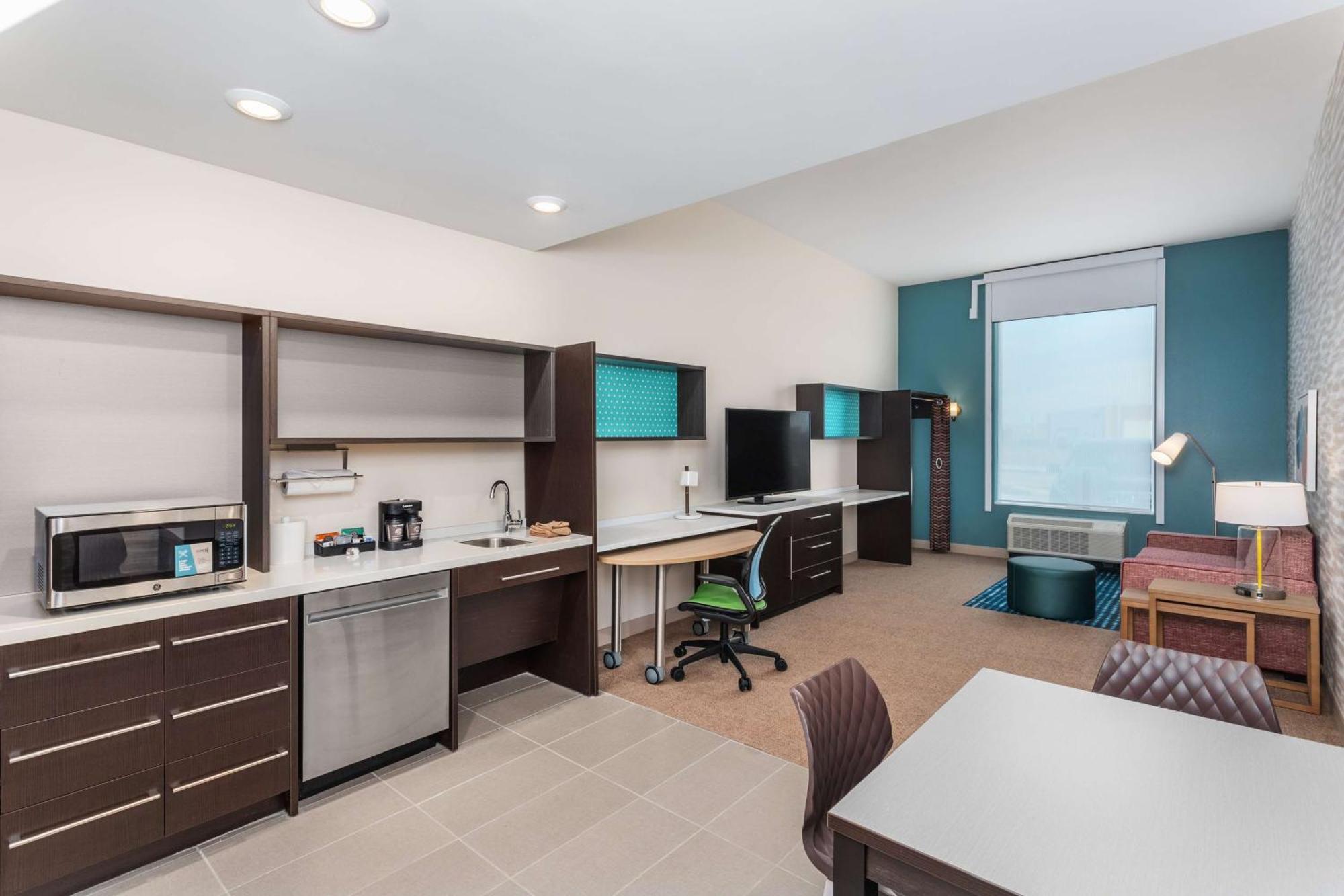 Home2 Suites By Hilton Cedar Rapids Westdale Экстерьер фото