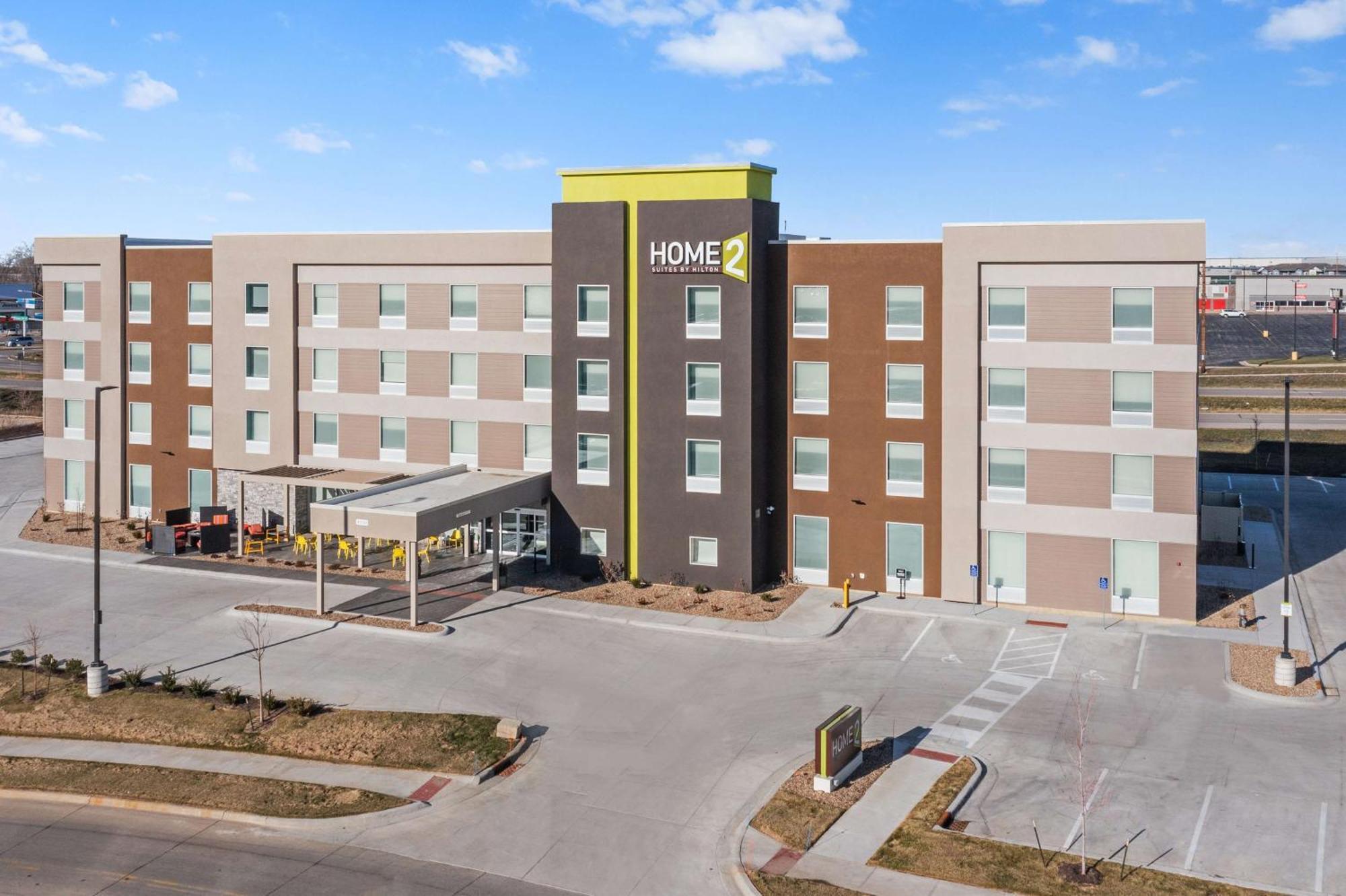 Home2 Suites By Hilton Cedar Rapids Westdale Экстерьер фото